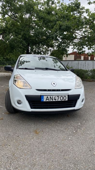 Renault Clio III Dynamique S  1.5 dCi 85cv (65kW) 2011