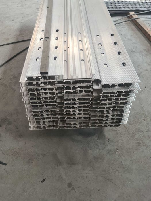 Panel Deska Podłoga Aluminiowa Laweta Autolaweta Najazd