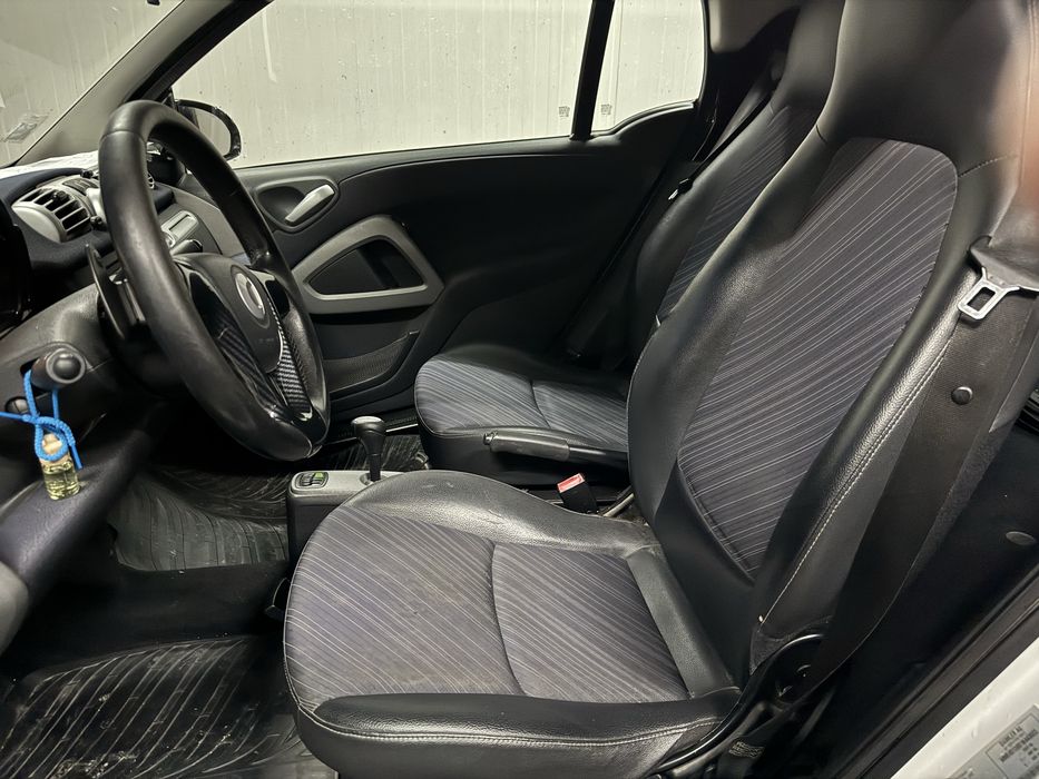 Smart fortwo 1.0 totalmente impecavel leiam texto