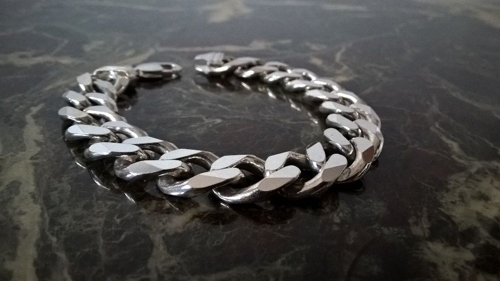 Srebrna bransoleta Pancerka  77,5 grama NOWA