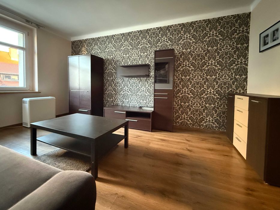 1-os pokój do wynajęcia dla dziewczyny od zaraz (Opole, Śródmiescie)