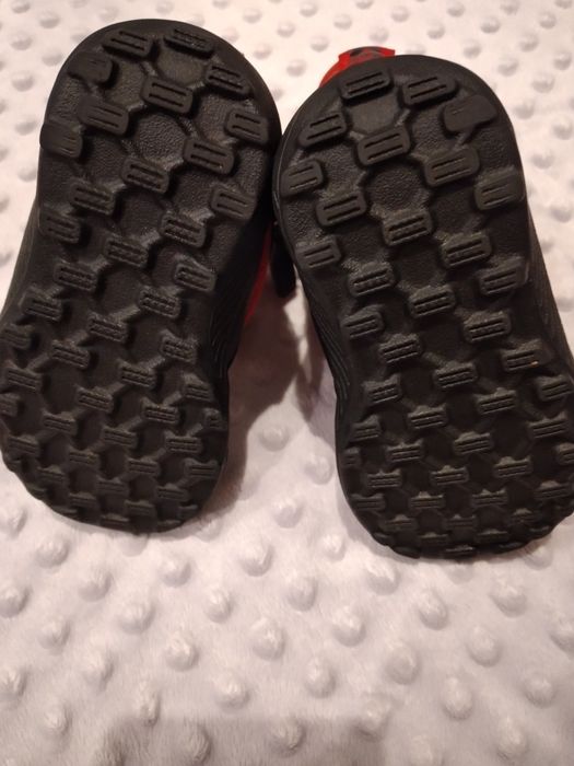 Buty adidas rozmiar 21 Jak Nowe!