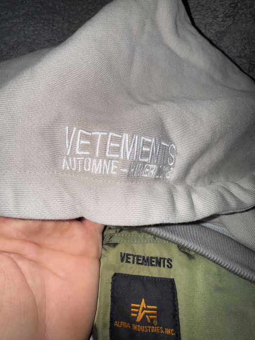 Бомбер Vetements x Alpha Industries
