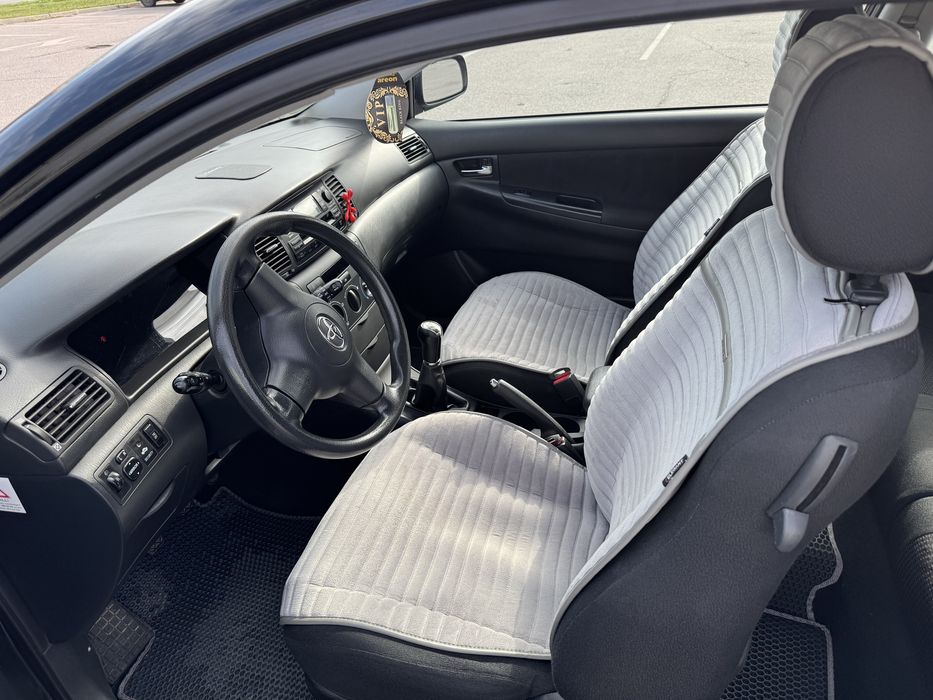 Автомобіль Toyota