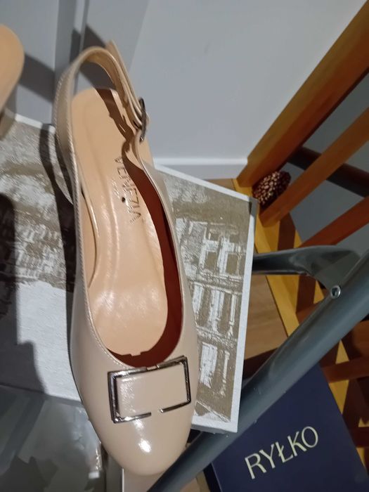 Buty VENEZIA beżowe