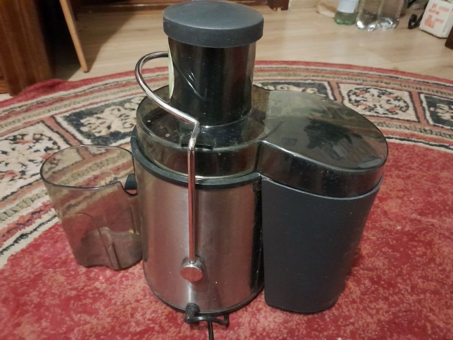 Соковижималка Vitek VT 1609 ST