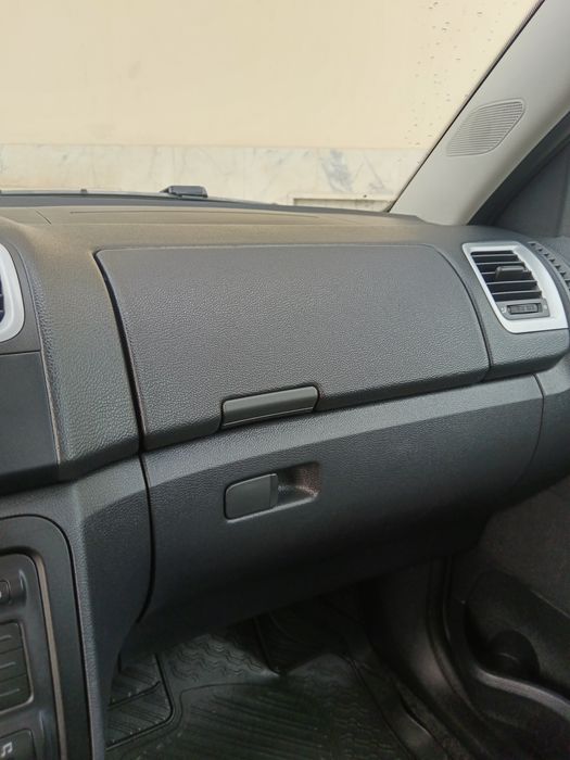 Skoda Fabia azul  1.2