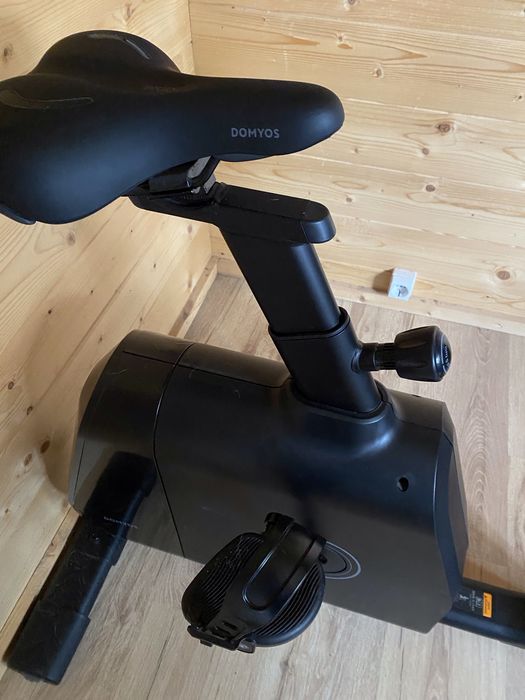 DOMYOS Bicicleta estática nova  Decathlon EB520B