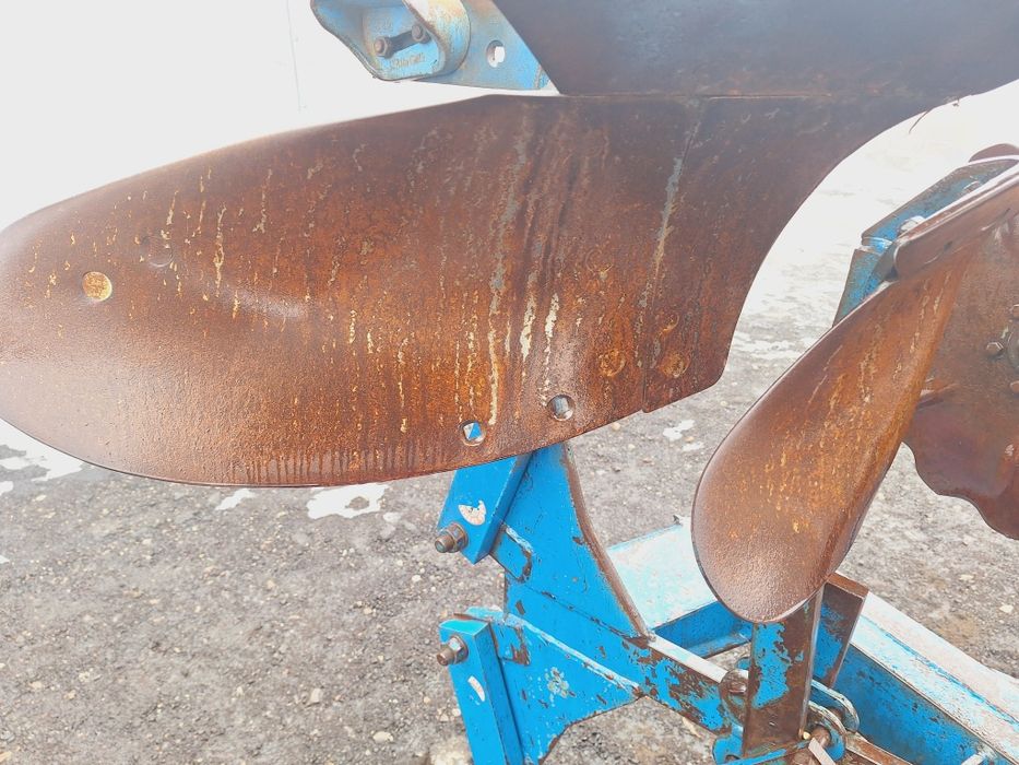 Pług 3 skibowy obrotowy Rabe Werk  stan bdb  nie lemken kverneland