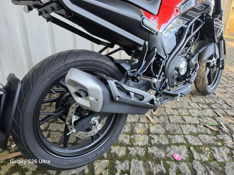 Benelli Leoncino 125cc  Garantia 05/2027
