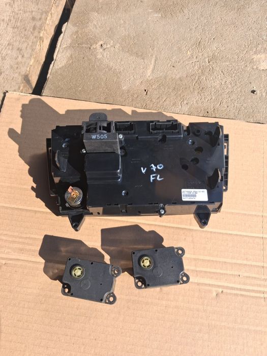 Volvo V70 II panel klimatyzacji