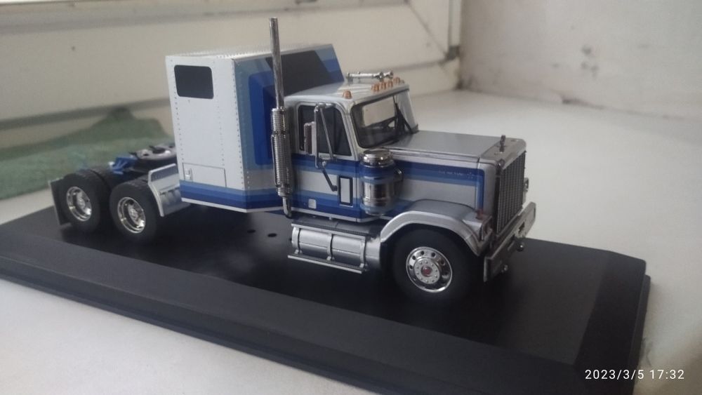 Продам моделі іхо 1/43