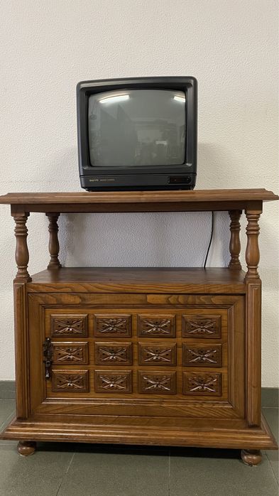 Móvel TV e mini bar