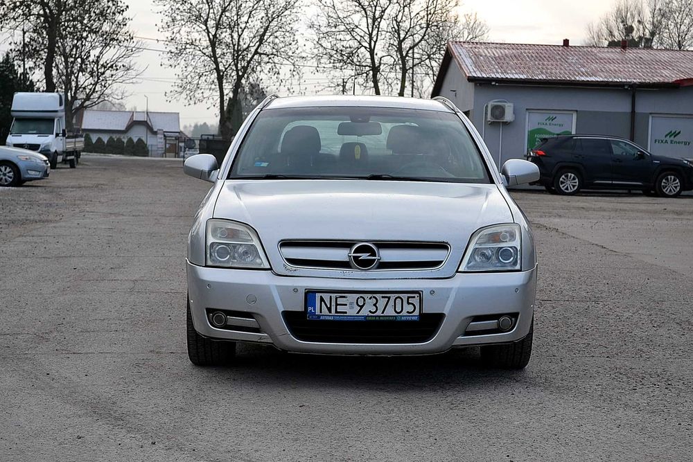 Opel - Signum 2.2 cm Diesel , klima , super stan , okazja !