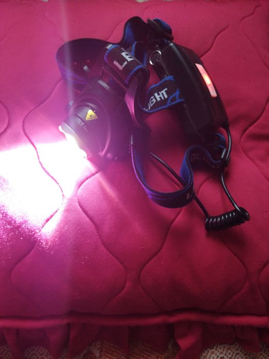 Налобний потужний ліхтар на cree світлодіоді  XM-L2 U2 з акумуляторами