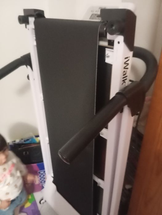 Treadmill425606866084843521