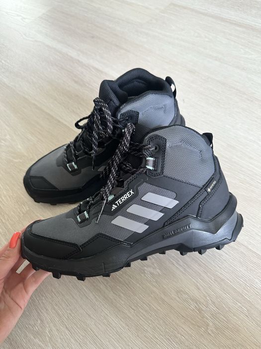 buty trekkingowe TERREX AX4