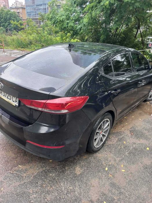 Hyundai Elantra 2017