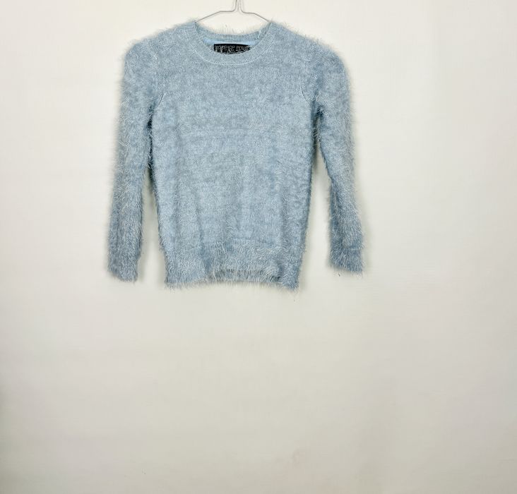 Błękitny puszysty sweter dopasowany XXS 32 Topshop