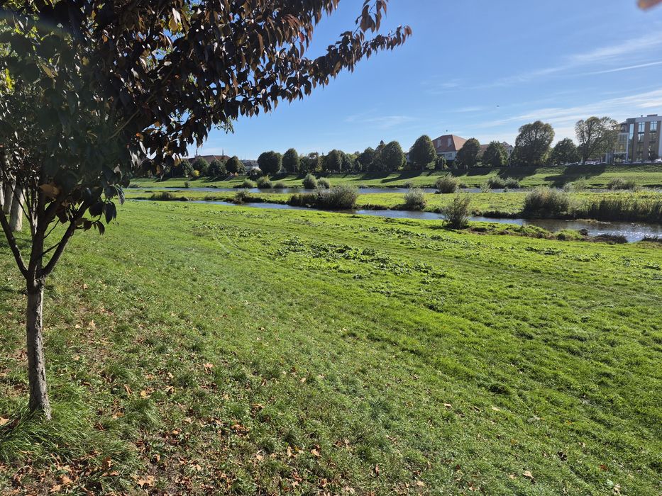 Здається вперше новий будинок на набережній.