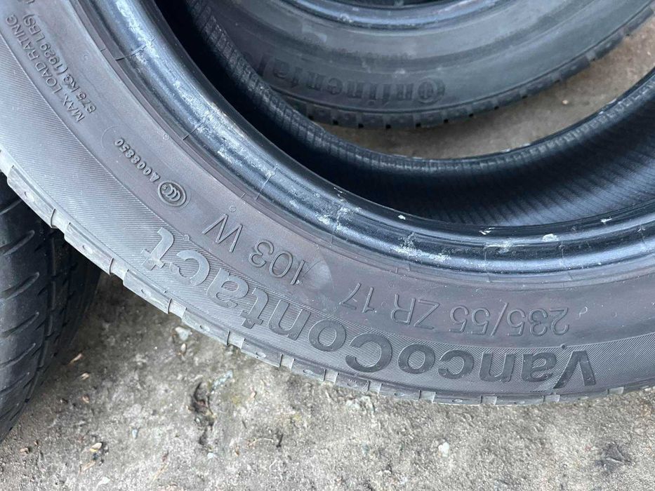 Шини 235 55 R17 Continental VancoContact