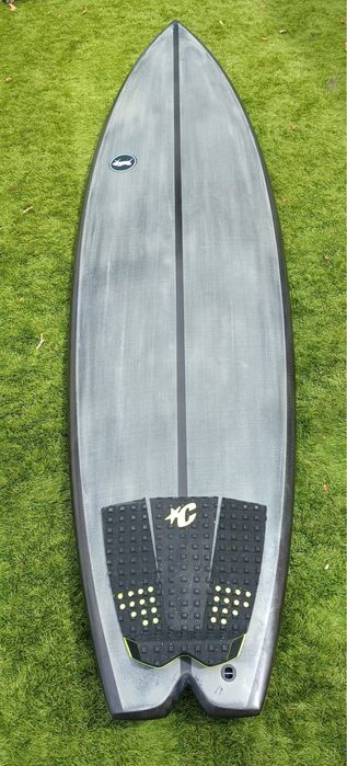 Skindog Hydroplane 6’11” thunderbolt BLACK com 46lts