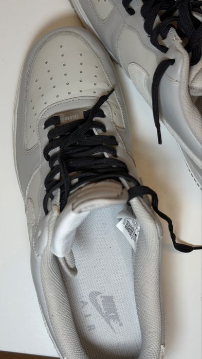 Nike Air Force One - Branco/cinza