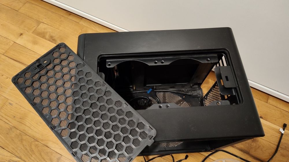 Obudowa Bitfenix Phenom M-atx NVIDIA edition