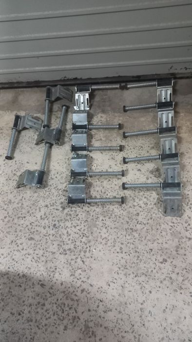 Демпфер ,упор  відбійник для секційних воріт,відбійник гаражних воріт