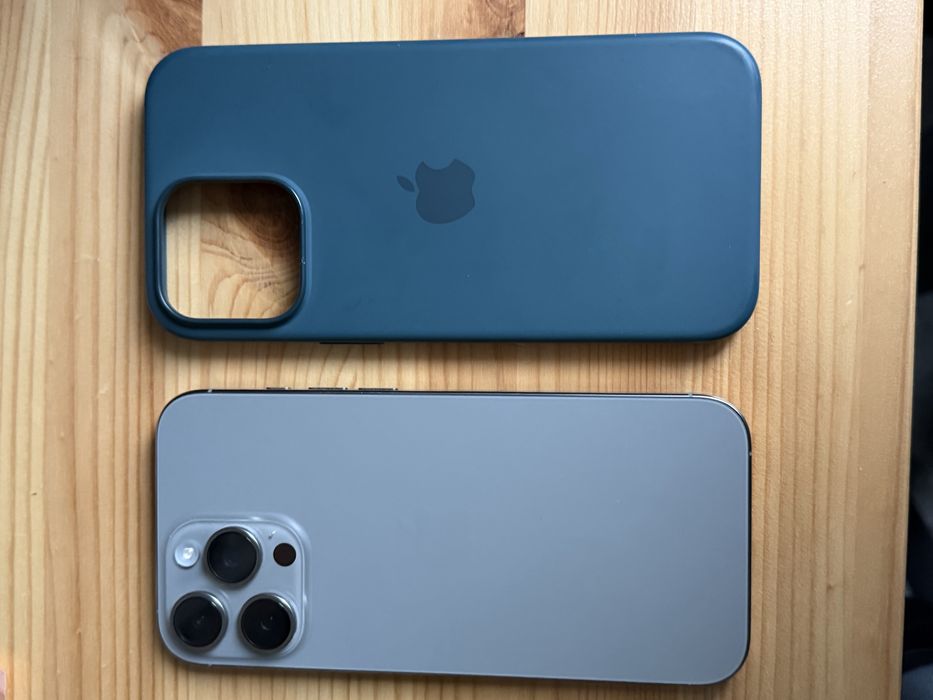 Iphone 16 pro max cinza