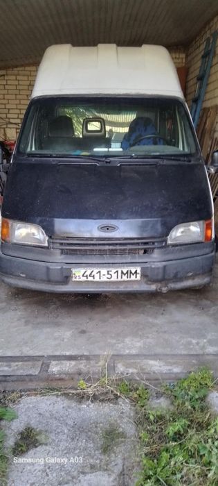 Продам вантажний мікро автобус Форд транзит