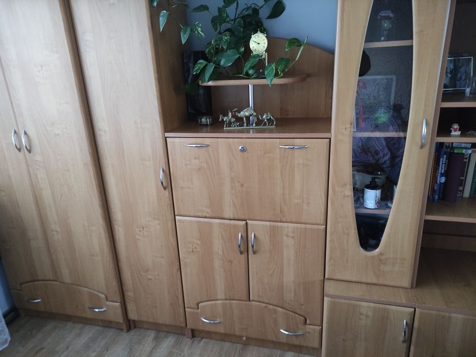 Sprzedam zestaw mebl