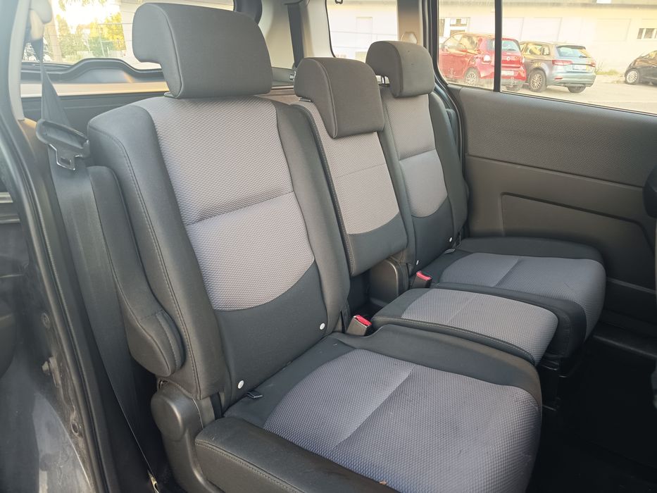 Mazda 5 - 2.0 diesel 143cvs - 7 lugares