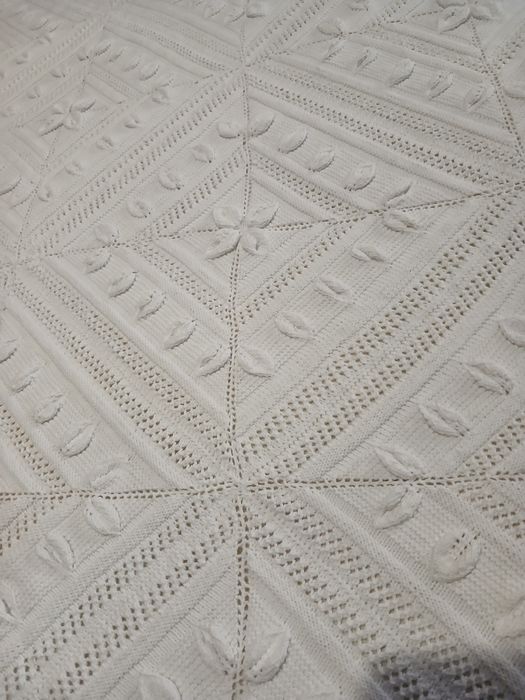 Colcha feita à mão, cama de casal