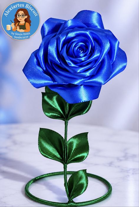 Rosas Eternas em Cetim