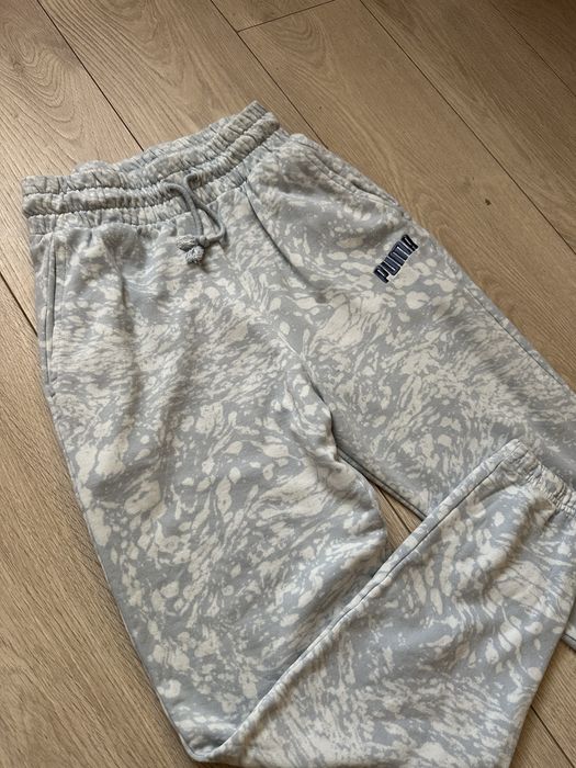 Жіночий спортивний костюм Puma