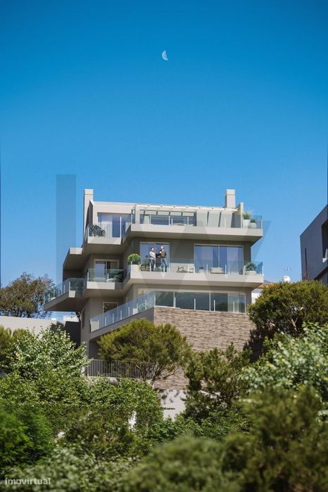 Moradia Contemporânea de Luxo com Vista Mar no Penedo, Cascais