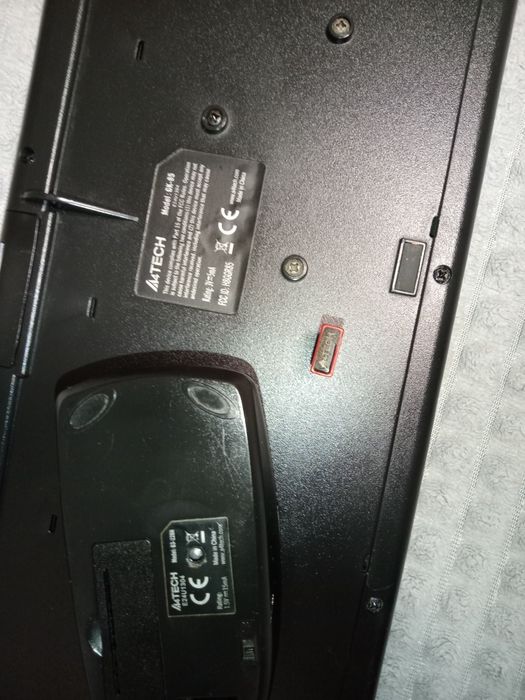 Продам рабочую беспроводную клавиатуру+мышку A4 Tech GK-85 .G3-200n