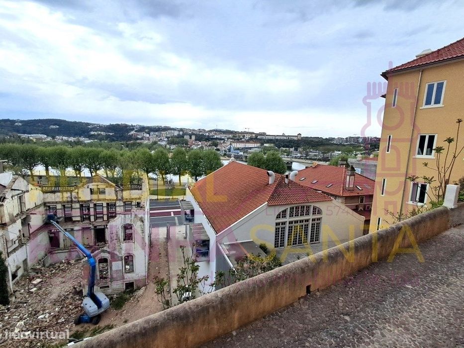 Apartamento T1 com vista privilegiada sobre o Rio Mondego, em plena...