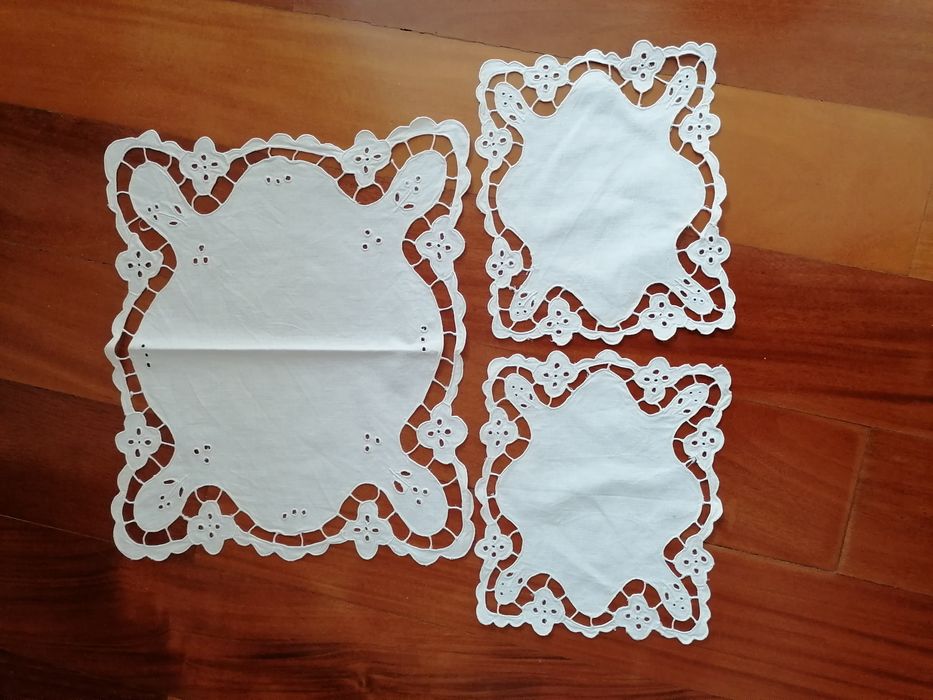 Jogos de naprons  em iinho, desde