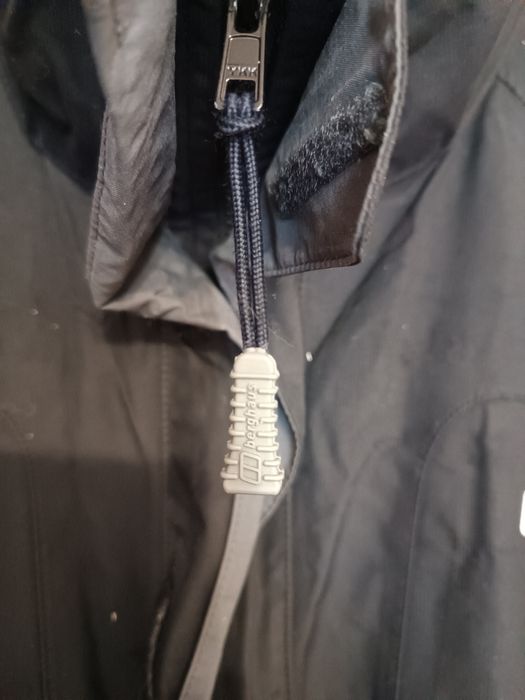 Куртка Berghaus, размер L, ветровка