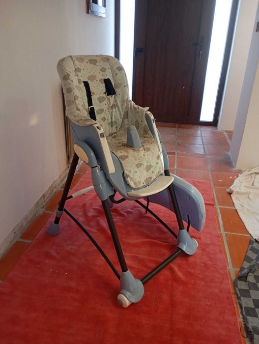 cadeira da chico de bebe