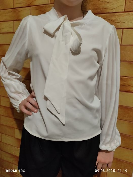 Блузка для дівчинки