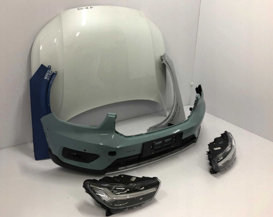 VOLVO XC40 EX40 бампер електричка разборка