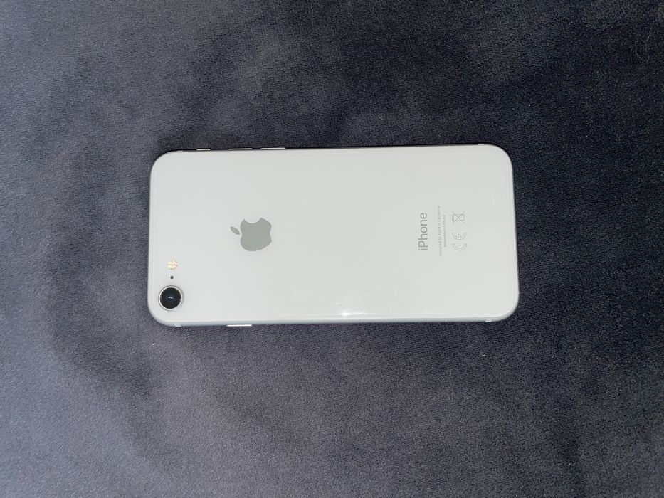 iPhone 8 100% акб