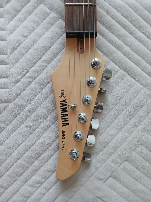 Gitara elektryczna Yamaha