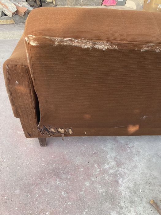 Sofa de três lugares