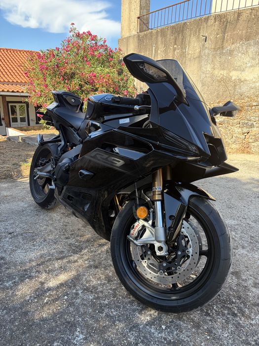 Yamaha R9 nova (extras)