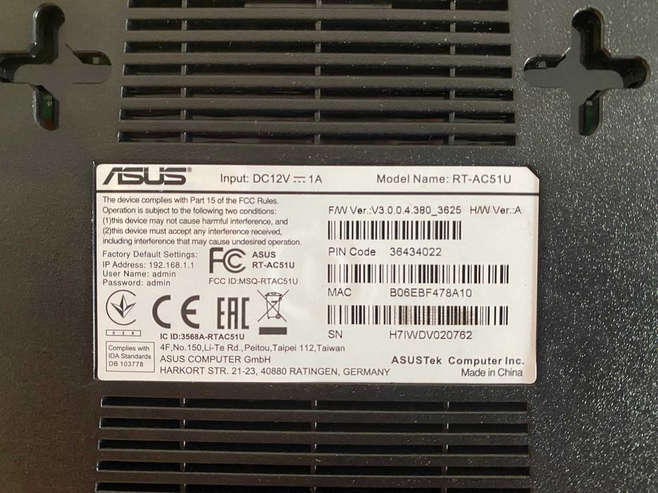 Router Asus RT-AC51U