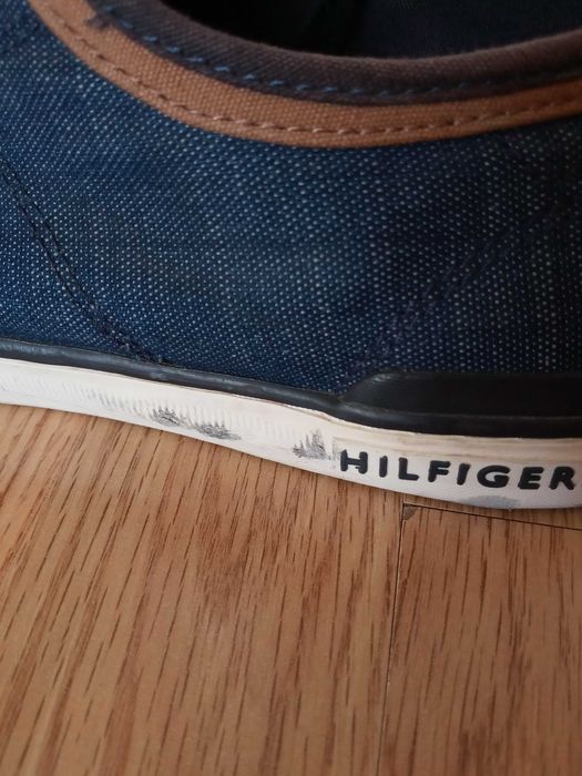 Trampki tenisówki męskie Tommy Hilfiger roz 43 wkł 27,5